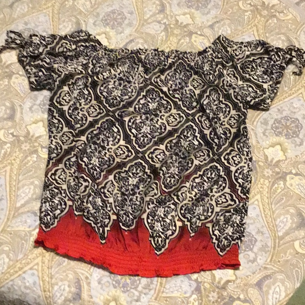 Women’s blouse